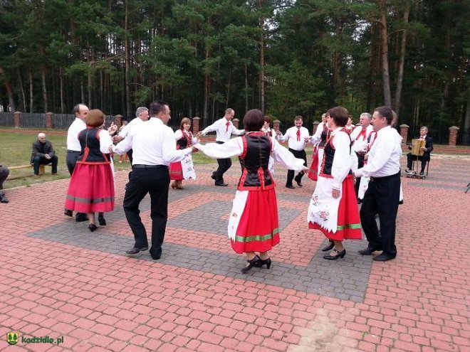 Kurpie witali jesień w Wachu [11.10.2013] - zdjęcie #12 - eOstroleka.pl