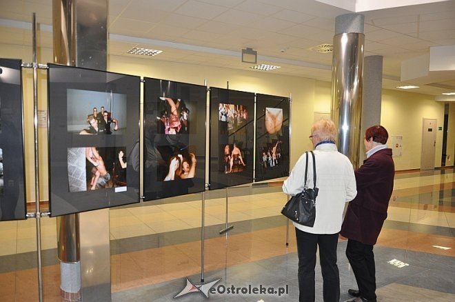 Wernisaż wystawy fotografii PUAP Kolektyw [11.10.2013] - zdjęcie #28 - eOstroleka.pl