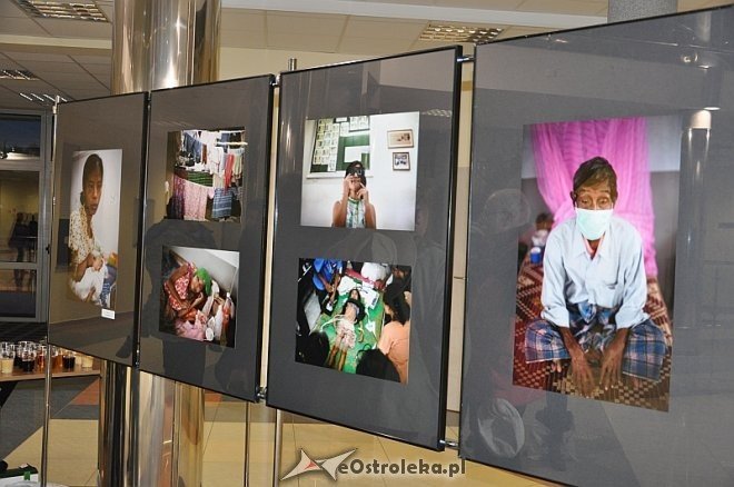 Wernisaż wystawy fotografii PUAP Kolektyw [11.10.2013] - zdjęcie #23 - eOstroleka.pl