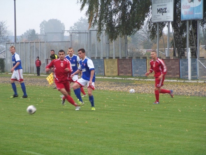 Narew Ostrołęka - MKS Przasnysz (12.10.2013) - zdjęcie #32 - eOstroleka.pl