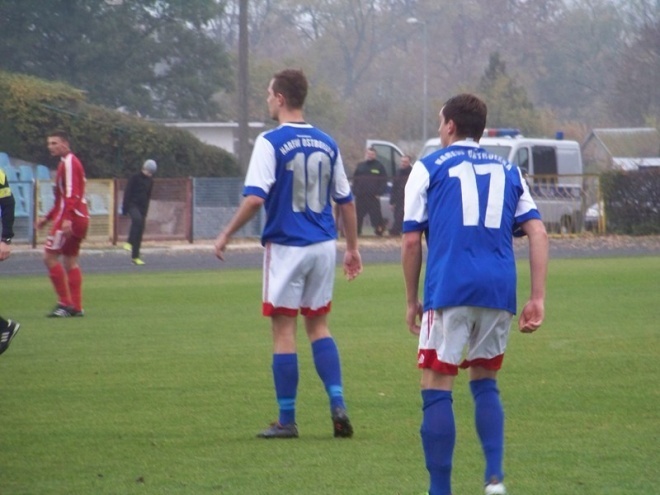 Narew Ostrołęka - MKS Przasnysz (12.10.2013) - zdjęcie #13 - eOstroleka.pl