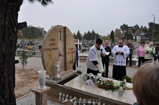 Drugi pogrzeb Dzieci Utraconych [12.10.2013] - zdjęcie #8 - eOstroleka.pl