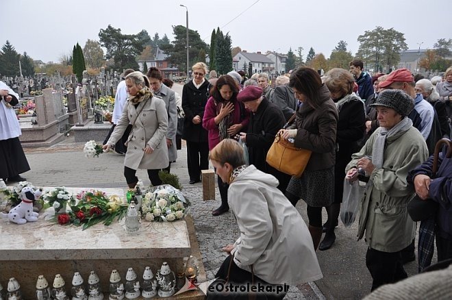 Drugi pogrzeb Dzieci Utraconych [12.10.2013] - zdjęcie #13 - eOstroleka.pl