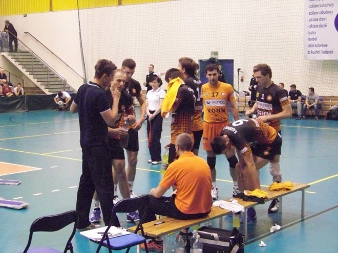 Energa Pekpol Ostrołęka - Cuprum Lubin (12.10.2013) - zdjęcie #17 - eOstroleka.pl