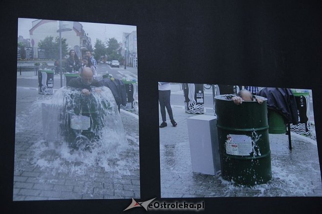 Ostrołęcki Festiwal Fotograficzny: Galeria Bezdomna w „starej pływalni” [ZDJĘCIA] - zdjęcie #15 - eOstroleka.pl