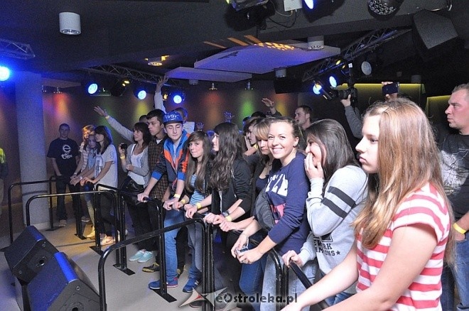 Raper Buka odwiedził Ostrołękę [13.10.2013] - zdjęcie #105 - eOstroleka.pl