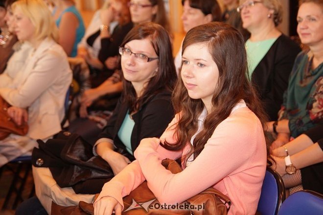 Dzień Nauczyciela w SP nr 10 [ZDJĘCIA] - zdjęcie #5 - eOstroleka.pl