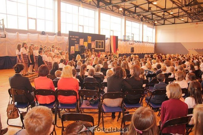 Dzień Nauczyciela w SP nr 10 [ZDJĘCIA] - zdjęcie #3 - eOstroleka.pl
