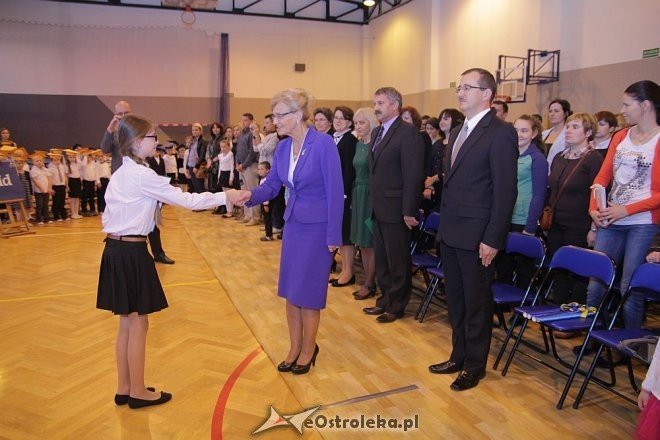 Pasowanie na ucznia w SP 10 [14.10.2013] - zdjęcie #49 - eOstroleka.pl