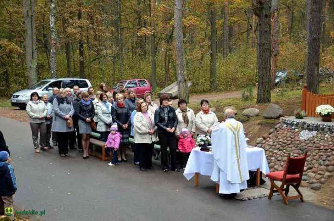 Kapliczka Matki Bożej Różańcowej w Klimkach poświęcona - zdjęcie #16 - eOstroleka.pl
