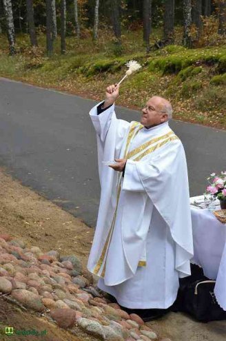 Kapliczka Matki Bożej Różańcowej w Klimkach poświęcona - zdjęcie #8 - eOstroleka.pl