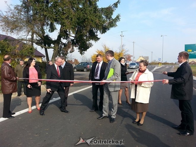 Podsumowanie i otwarcie modernizacji odcinka drogowego Grodzisk – Suchcice [16.10.2013] - zdjęcie #8 - eOstroleka.pl