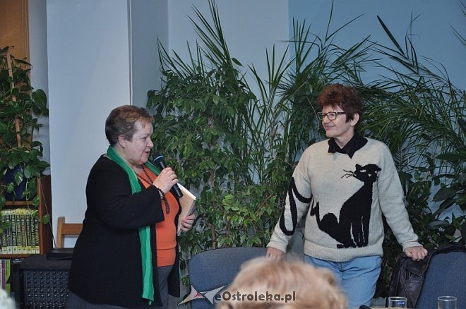 Wieczór w Arce: Spotkanie z Marią Ulatowską [17.10.2013] - zdjęcie #7 - eOstroleka.pl