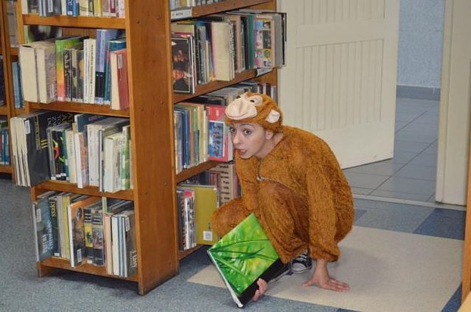 Teatr Urwis w Miejskiej Bibliotece Publicznej [18.10.2013] - zdjęcie #60 - eOstroleka.pl