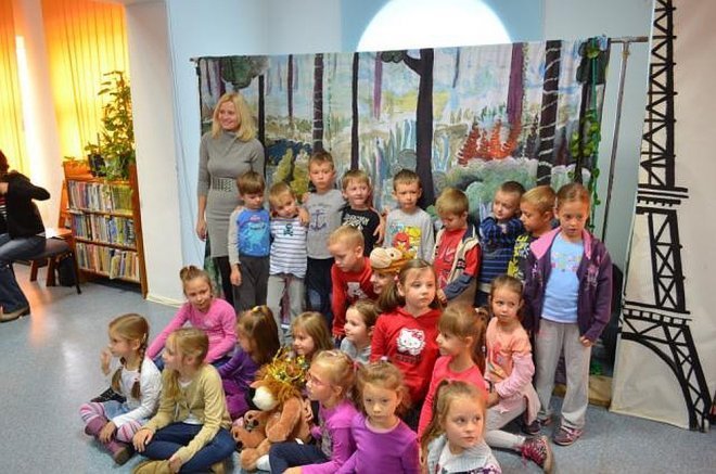 Teatr Urwis w Miejskiej Bibliotece Publicznej [18.10.2013] - zdjęcie #29 - eOstroleka.pl