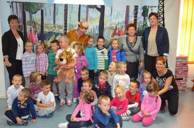 Teatr Urwis w Miejskiej Bibliotece Publicznej [18.10.2013] - zdjęcie #28 - eOstroleka.pl