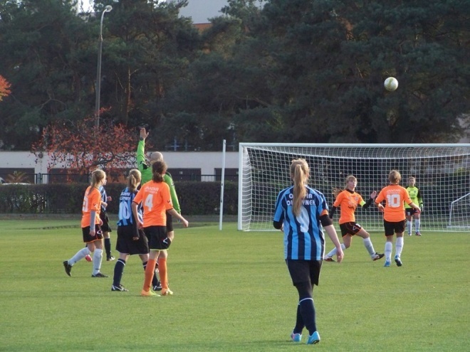 Jantar Ostrołęka - Olimpia Olsztynek (19.10.2013) - zdjęcie #14 - eOstroleka.pl