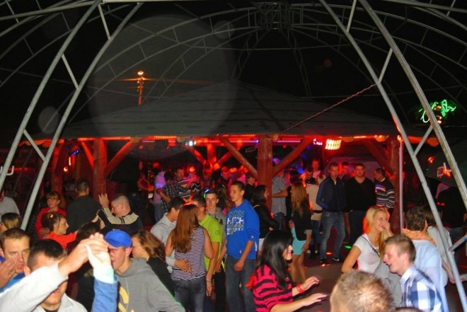 Ibiza Zalesie: Dj Sequence [21.10.2013] - zdjęcie #69 - eOstroleka.pl