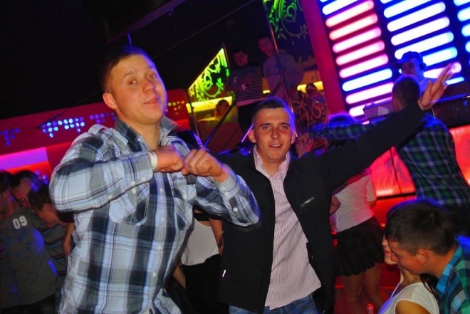 Ibiza Zalesie: Dj Sequence [21.10.2013] - zdjęcie #32 - eOstroleka.pl