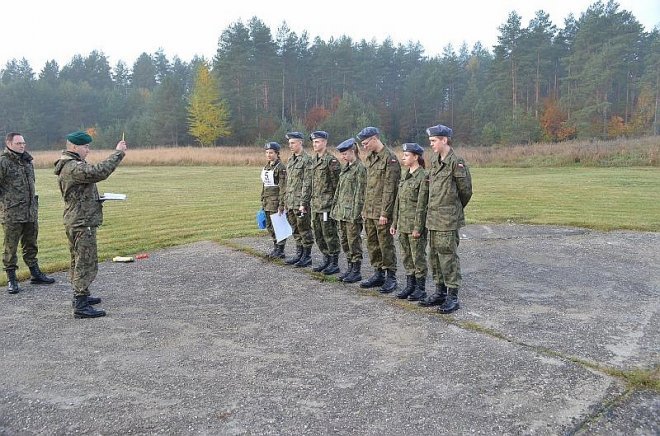 II Pieszy Rajd Żołnierza [15-16.10.2013] - zdjęcie #35 - eOstroleka.pl