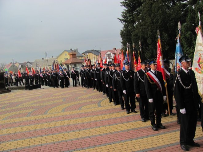 Msza Święta za zmarłych strażaków [22.10.2013] - zdjęcie #6 - eOstroleka.pl