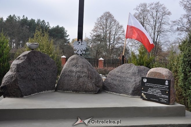 Druga rocznica tragicznej śmierci sierż. Mariusza Deptuły [23.10.2013] - zdjęcie #88 - eOstroleka.pl