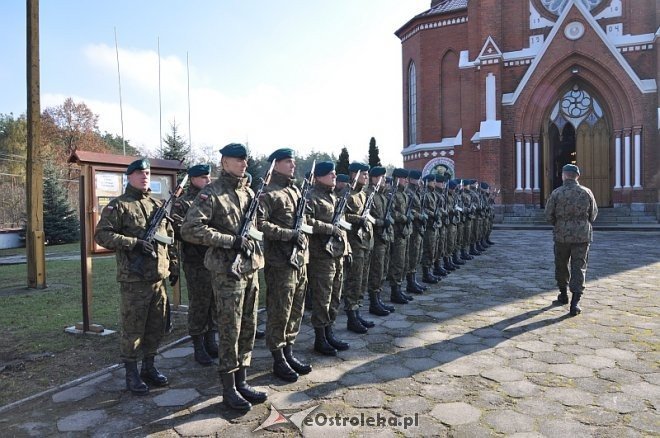 Druga rocznica tragicznej śmierci sierż. Mariusza Deptuły [23.10.2013] - zdjęcie #84 - eOstroleka.pl