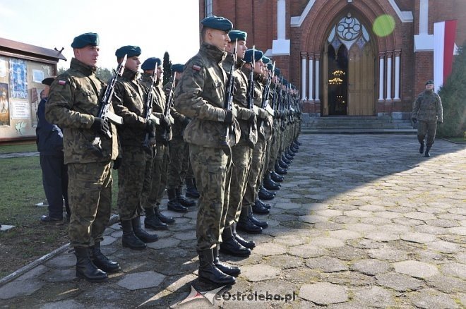 Druga rocznica tragicznej śmierci sierż. Mariusza Deptuły [23.10.2013] - zdjęcie #82 - eOstroleka.pl