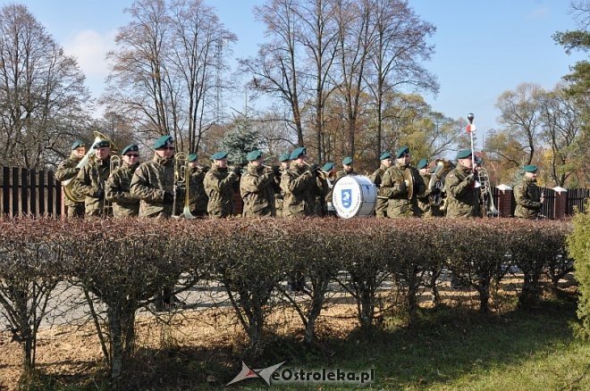 Druga rocznica tragicznej śmierci sierż. Mariusza Deptuły [23.10.2013] - zdjęcie #75 - eOstroleka.pl