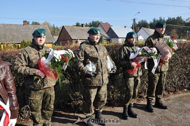 Druga rocznica tragicznej śmierci sierż. Mariusza Deptuły [23.10.2013] - zdjęcie #62 - eOstroleka.pl