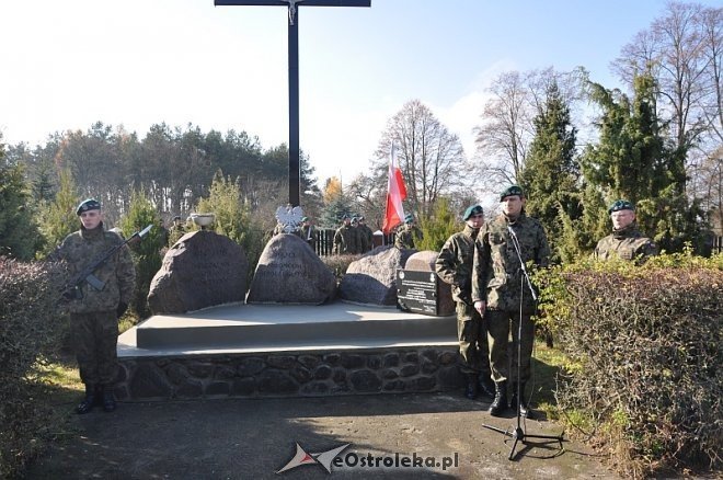 Druga rocznica tragicznej śmierci sierż. Mariusza Deptuły [23.10.2013] - zdjęcie #58 - eOstroleka.pl