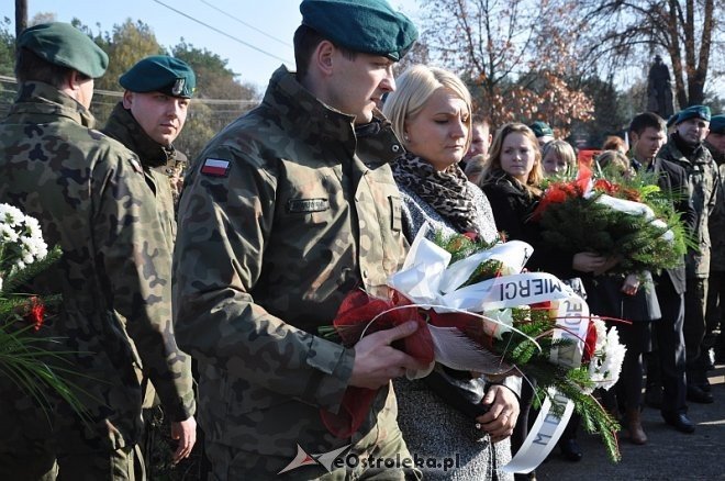 Druga rocznica tragicznej śmierci sierż. Mariusza Deptuły [23.10.2013] - zdjęcie #51 - eOstroleka.pl