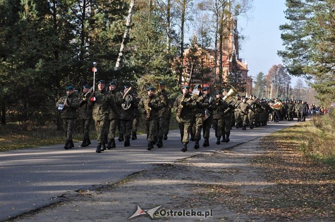Druga rocznica tragicznej śmierci sierż. Mariusza Deptuły [23.10.2013] - zdjęcie #32 - eOstroleka.pl