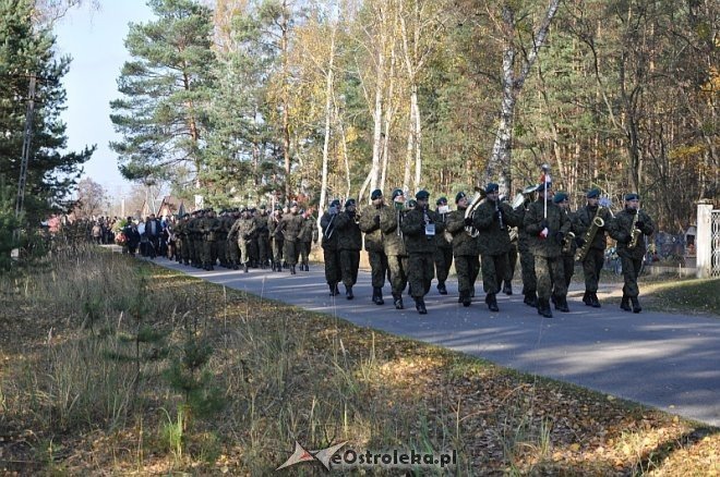 Druga rocznica tragicznej śmierci sierż. Mariusza Deptuły [23.10.2013] - zdjęcie #30 - eOstroleka.pl