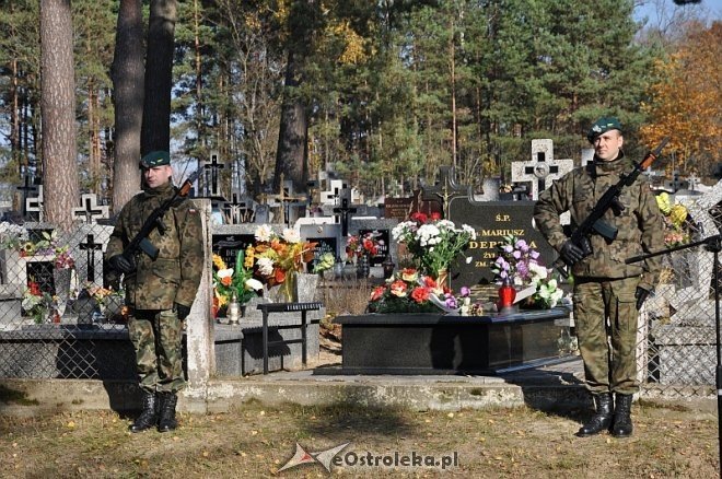 Druga rocznica tragicznej śmierci sierż. Mariusza Deptuły [23.10.2013] - zdjęcie #28 - eOstroleka.pl