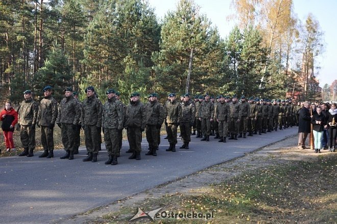 Druga rocznica tragicznej śmierci sierż. Mariusza Deptuły [23.10.2013] - zdjęcie #18 - eOstroleka.pl