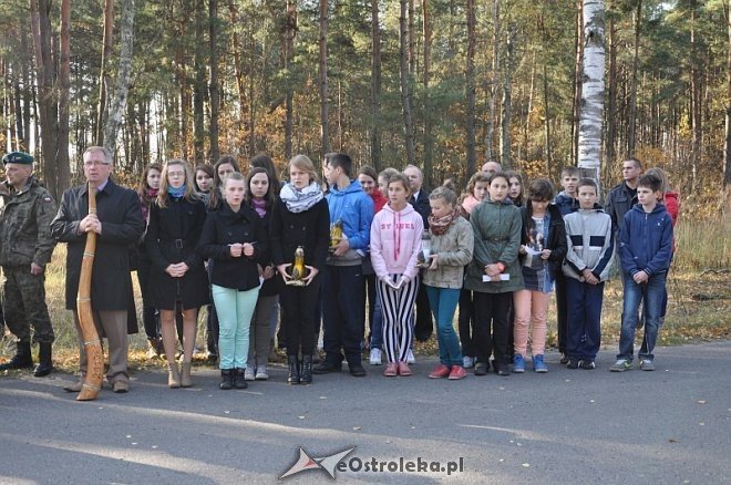 Druga rocznica tragicznej śmierci sierż. Mariusza Deptuły [23.10.2013] - zdjęcie #15 - eOstroleka.pl