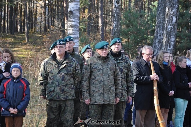 Druga rocznica tragicznej śmierci sierż. Mariusza Deptuły [23.10.2013] - zdjęcie #12 - eOstroleka.pl