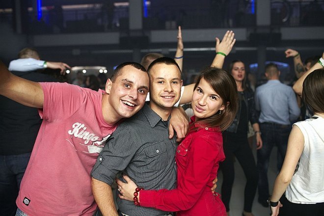Wielkie otwarcie Clubu Capitol. Zagrał DJ Adamus [26.10.2013] - zdjęcie #3 - eOstroleka.pl