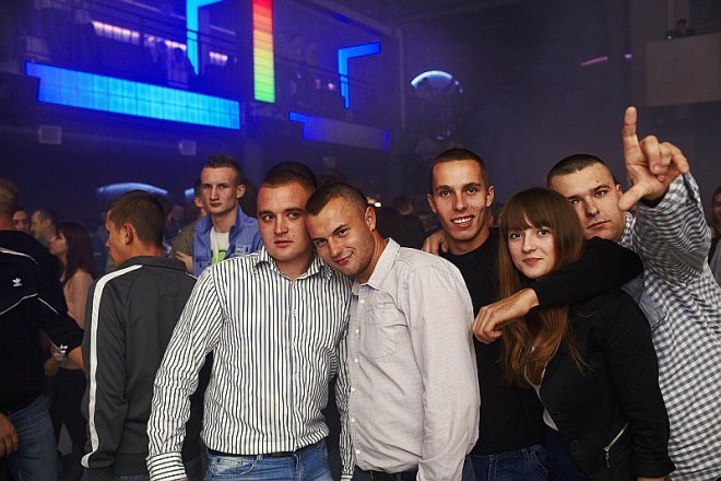 Wielkie otwarcie Clubu Capitol. Zagrał DJ Adamus [26.10.2013] - zdjęcie #33 - eOstroleka.pl