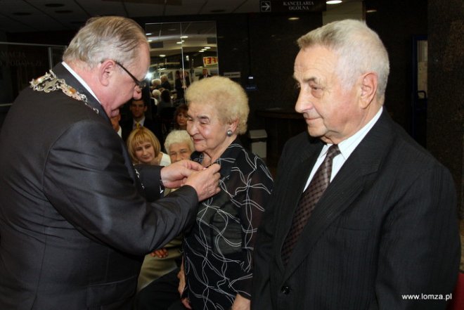 Łomża: Złote Gody w Ratuszu - zdjęcie #25 - eOstroleka.pl