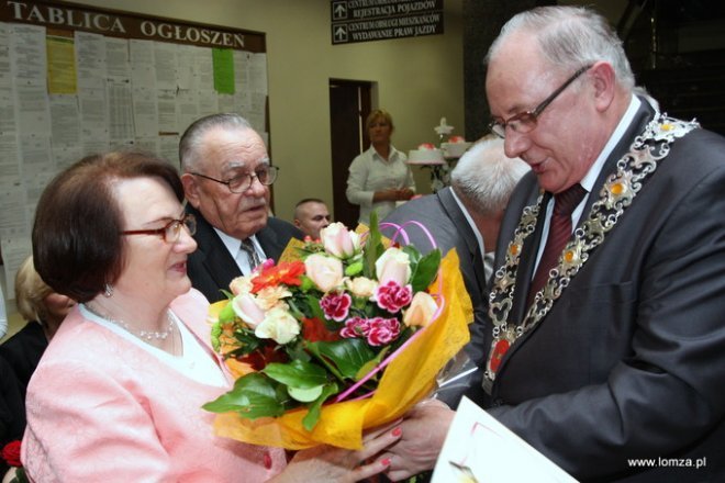 Łomża: Złote Gody w Ratuszu - zdjęcie #13 - eOstroleka.pl