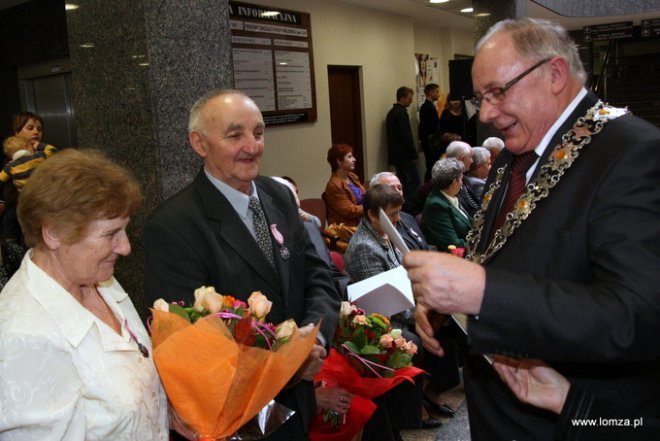 Łomża: Złote Gody w Ratuszu - zdjęcie #22 - eOstroleka.pl