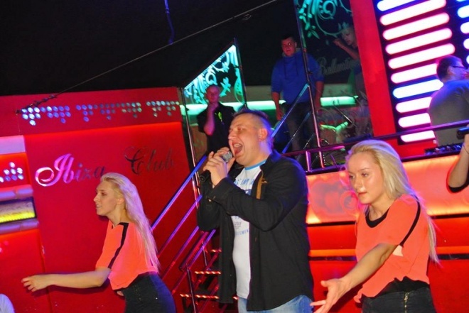 Clubie Ibiza Zalesie: Koncert zespołu Verdis [26.10.2013] - zdjęcie #57 - eOstroleka.pl