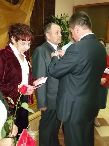 Myszyniec: Uroczyste wręczenie medali za długoletnie pożycie [28.10.2013] - zdjęcie #9 - eOstroleka.pl