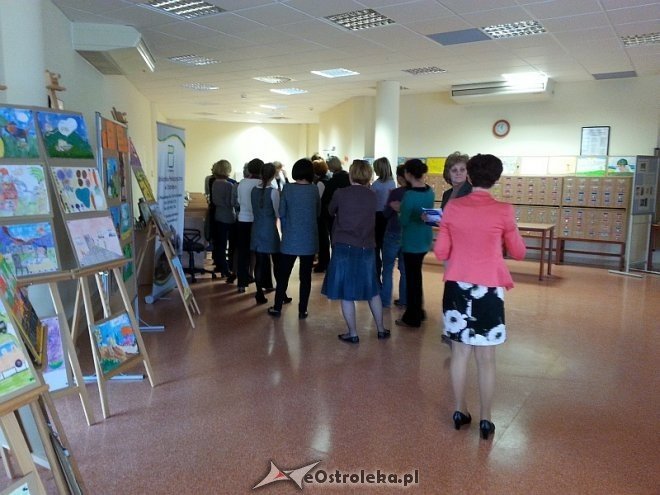 „Elementy biblioterapii – Na dobry początek” - warsztaty dla nauczycieli [29.10.2013] - zdjęcie #1 - eOstroleka.pl