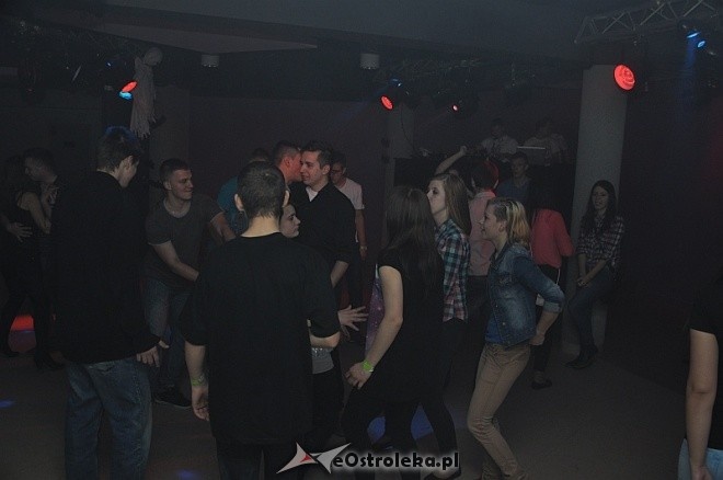 Sobotnia impreza U Studentów [02.11.2013] - zdjęcie #5 - eOstroleka.pl