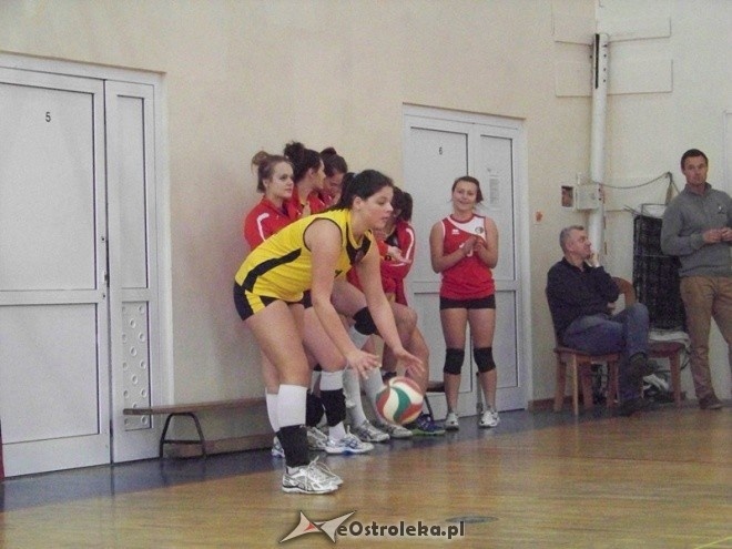 Kadetki: Nike Ostrołęka - Olimpia Węgrów (03.11.2013) - zdjęcie #36 - eOstroleka.pl