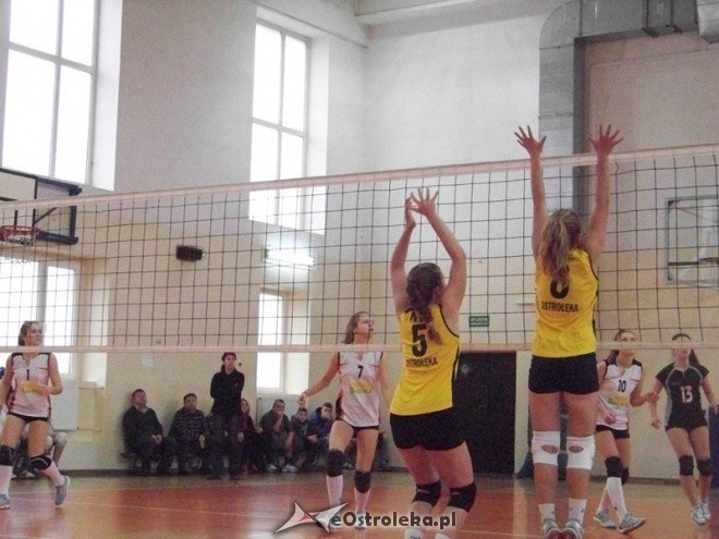 Kadetki: Nike Ostrołęka - Olimpia Węgrów (03.11.2013) - zdjęcie #32 - eOstroleka.pl