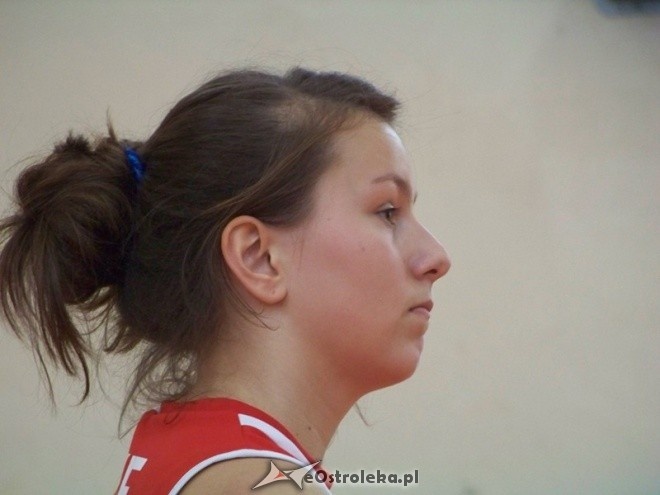 Kadetki: Nike Ostrołęka - Olimpia Węgrów (03.11.2013) - zdjęcie #14 - eOstroleka.pl